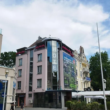 Family Opera Plaza- Former 2* Varna