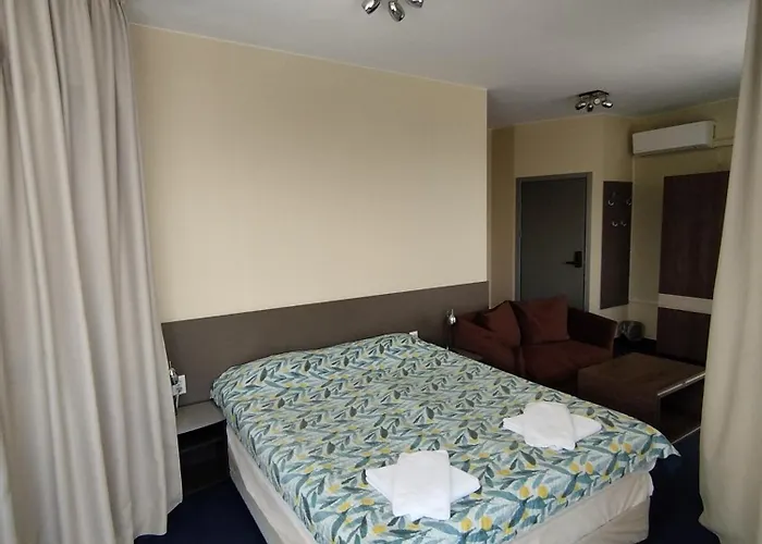 Opera Family - Former Hotel