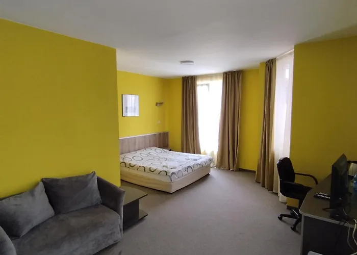 Opera Family - Former Hotell 3*