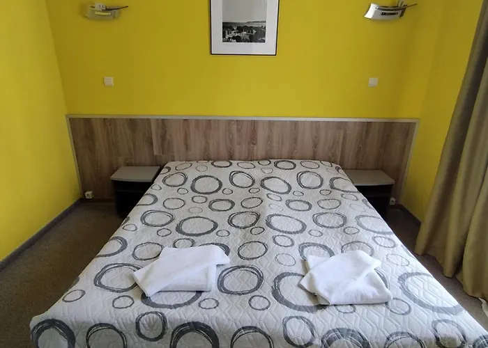 Opera Family - Former 3* Varna