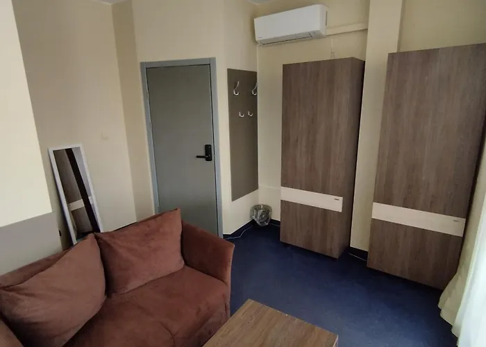 Opera Family - Former 3*