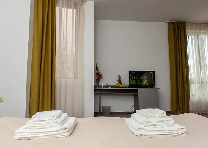 Opera Family - Former 3*