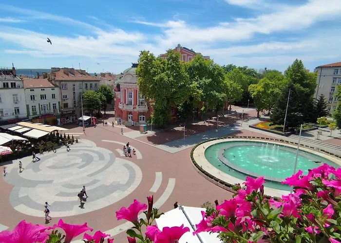 Opera Family - Former Szálloda Várna